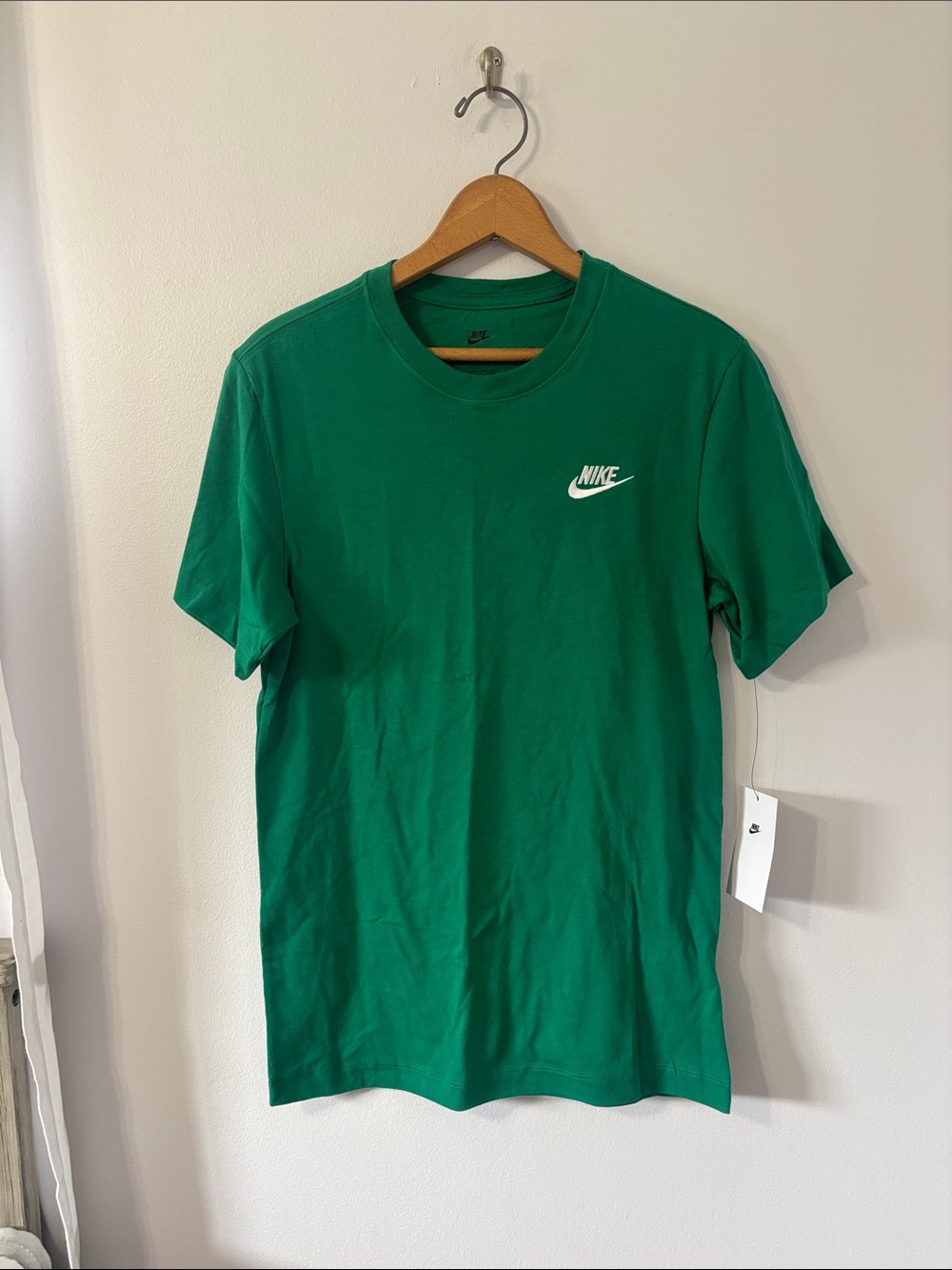 NWT Nike Green Short-Sleeve Logo Tee